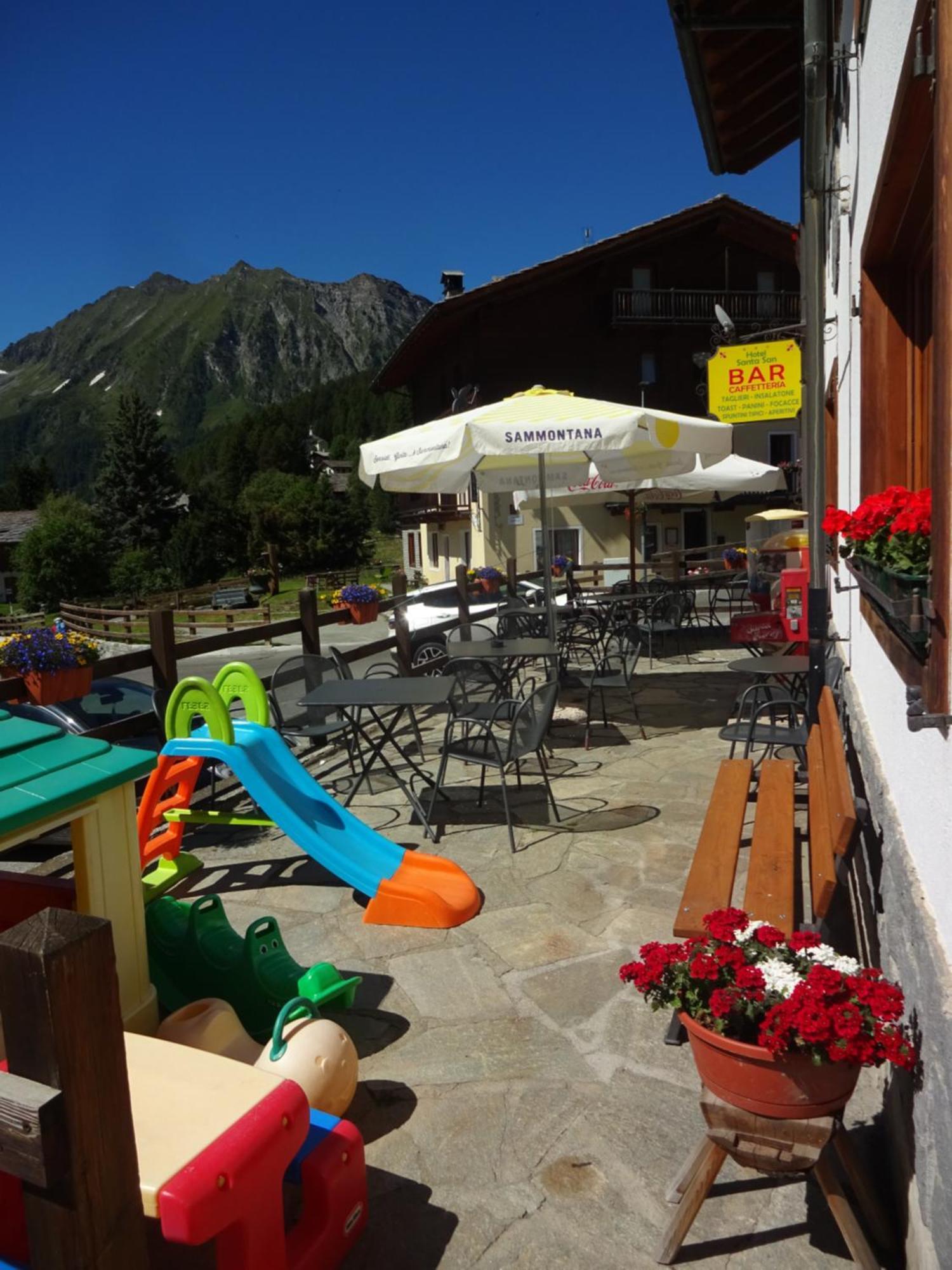 Santa San Hotel Champoluc Exterior photo